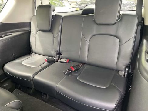 Used 2024 INFINITI QX80 Luxe AWD/4WD image 21