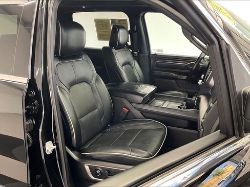 Used 2019 RAM 1500 Limited w/ Advanced Safety Group AWD/4WD image 6