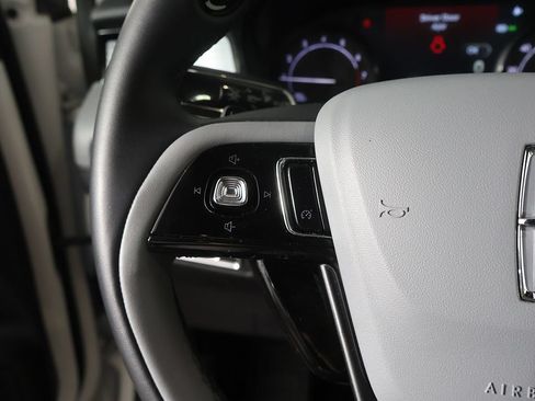 Used 2022 Lincoln Corsair AWD w/ Equipment Group 101A image 39