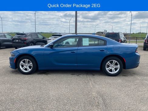 Used 2023 Dodge Charger SXT RWD image 3