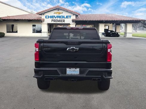 Used 2025 Chevrolet Silverado 1500 High Country w/ Midnight Edition AWD/4WD image 7