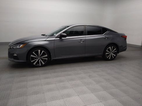Used 2020 Nissan Altima 2.5 SR image 2