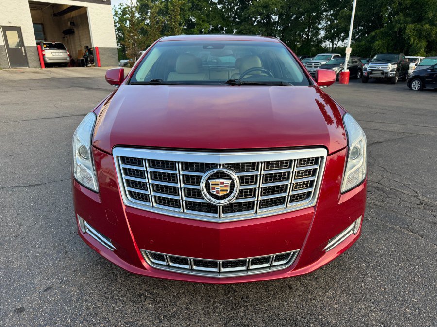Used 2014 Cadillac XTS Luxury w/ Driver Awareness Package FWD image 8