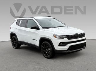 New 2026 Jeep Compass Latitude video 1