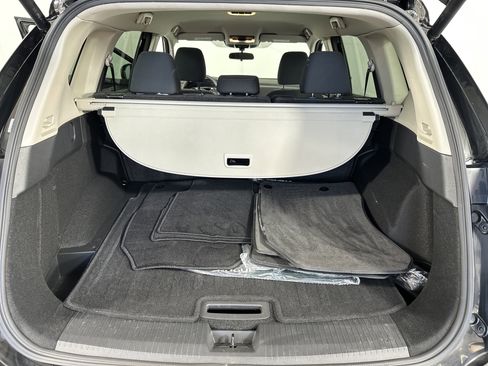 Certified 2024 Nissan Rogue SV image 14