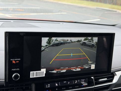 New 2026 Toyota Sienna Limited AWD/4WD image 4