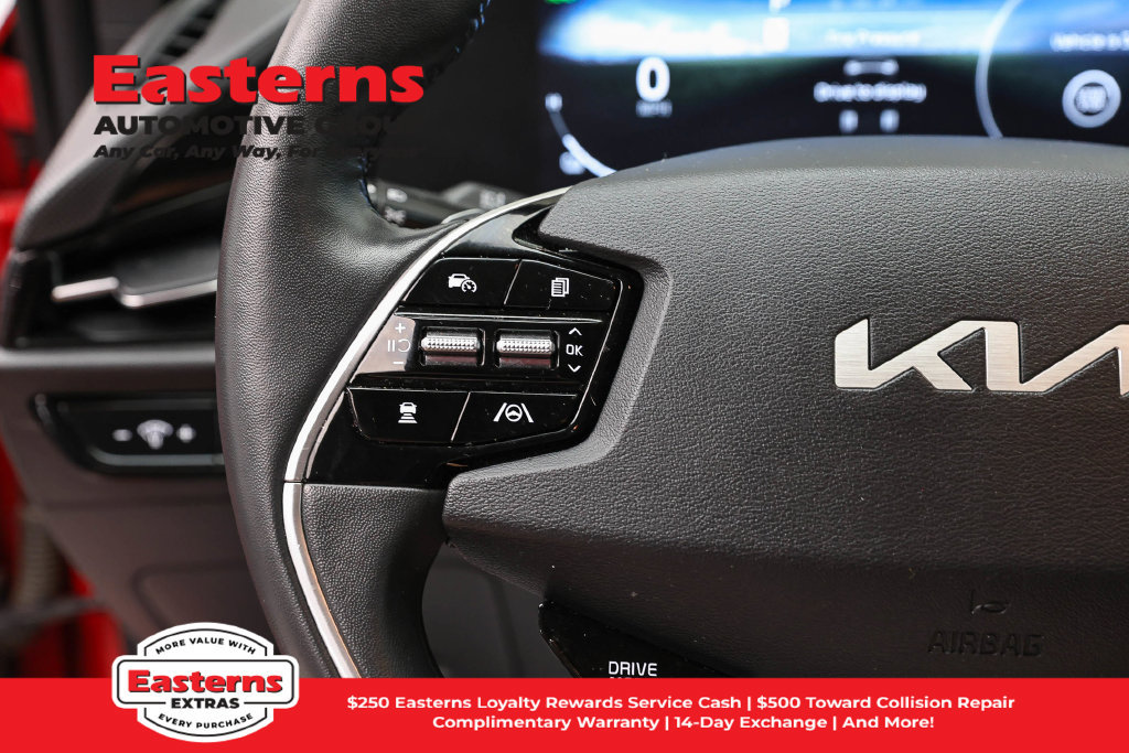 Used 2023 Kia Niro Wind w/ Wind Preserve Package FWD image 16
