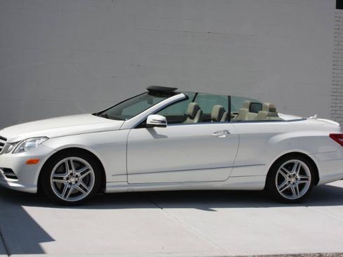 Used 2013 Mercedes-Benz E 550 Cabriolet image 30