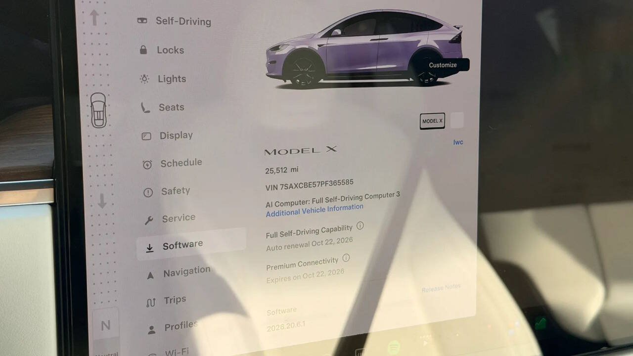 Used 2023 Tesla Model X AWD/4WD image 15