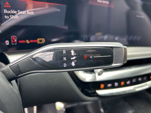 New 2026 Cadillac Lyriq V image 28