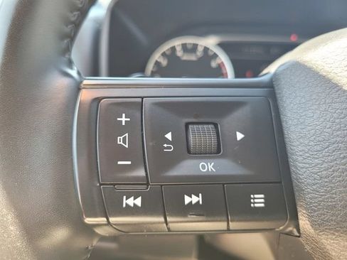 Certified 2025 Nissan Rogue SV AWD/4WD image 28