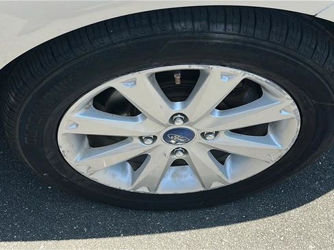 Used 2012 Ford Fiesta SE FWD image 19