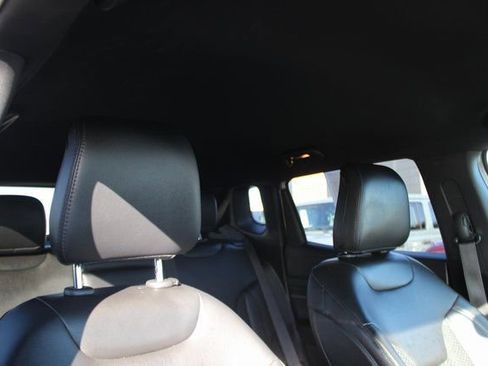 Used 2022 Jeep Compass Altitude image 31