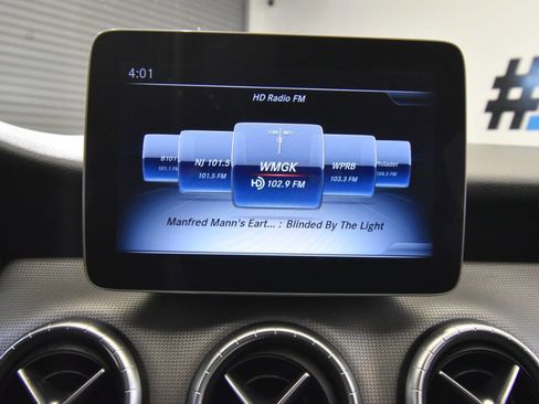 Used 2019 Mercedes-Benz CLA 250 4MATIC w/ Premium Package image 28