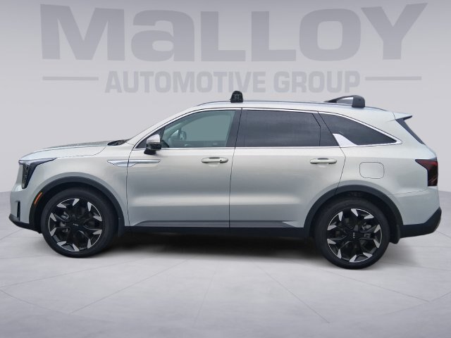 Used 2026 Kia Sorento EX FWD image 2