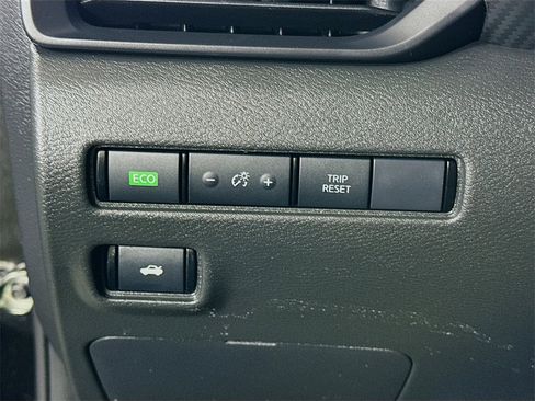 Certified 2025 Nissan Sentra S image 18