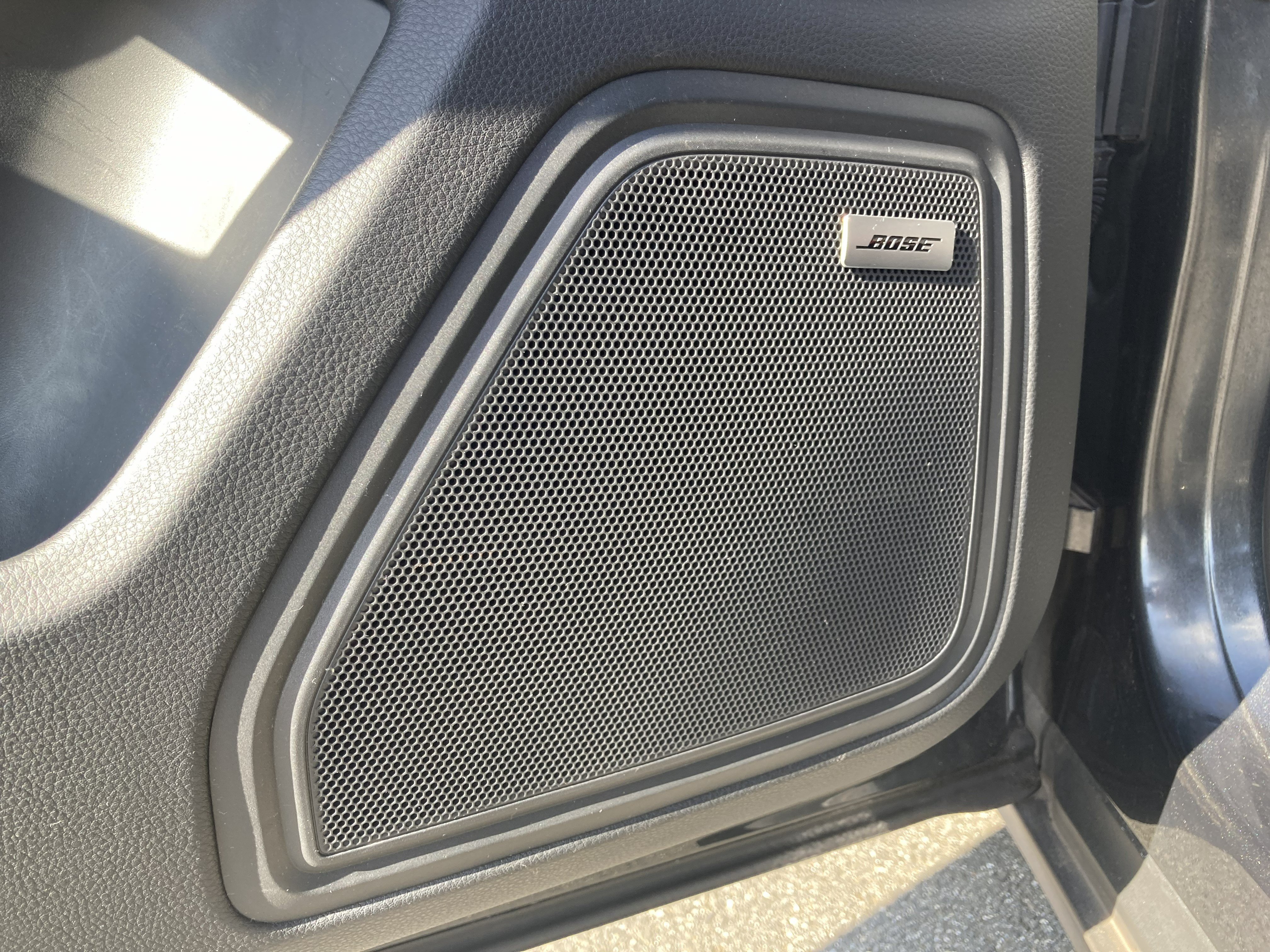 Certified 2024 Porsche Macan S AWD/4WD image 19