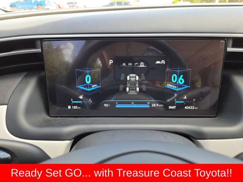 Used 2024 Hyundai Tucson Limited AWD/4WD image 34