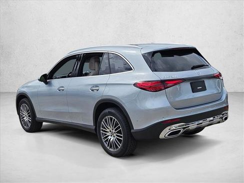 Used 2026 Mercedes-Benz GLC 300 image 8