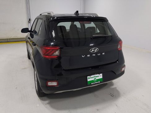 Used 2020 Hyundai Venue SEL w/ Convenience Package image 6
