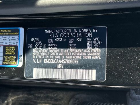 Used 2025 Kia Seltos S AWD/4WD image 28