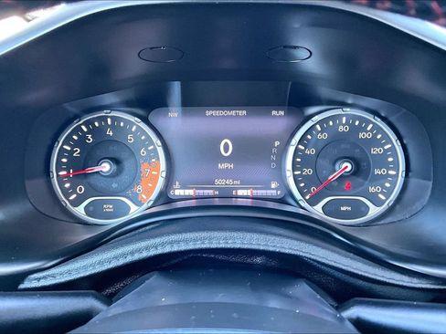 Certified 2016 Jeep Renegade Trailhawk AWD/4WD image 8