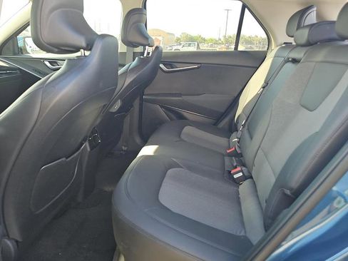 Certified 2023 Kia Niro Wind FWD image 15