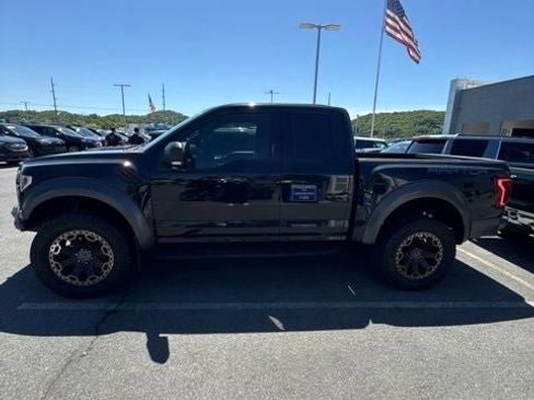 Used 2018 Ford F150 Raptor AWD/4WD image 2