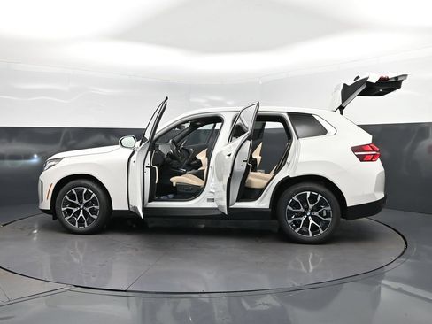 New 2026 BMW X3 xDrive30i w/ Premium Package AWD/4WD image 42