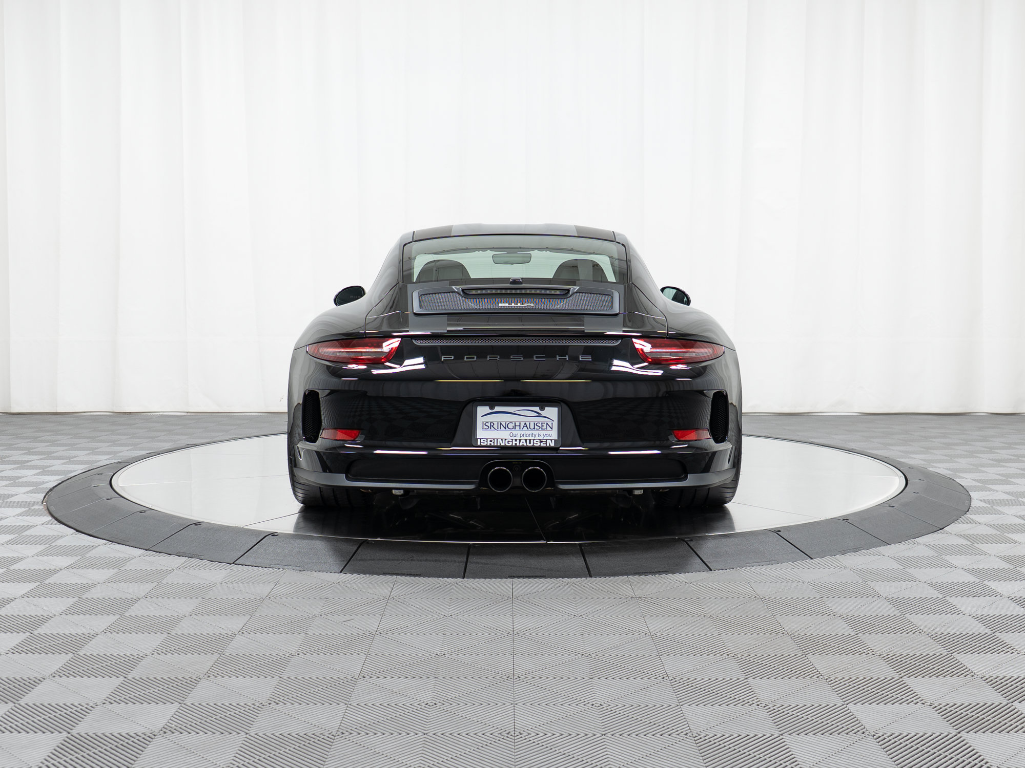 Used 2016 Porsche 911 R RWD image 6