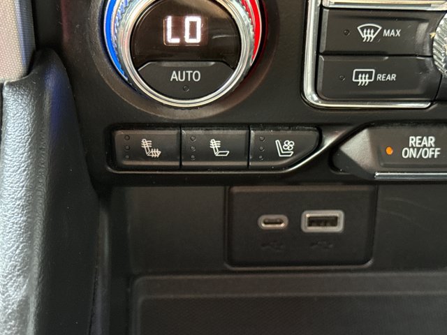 Used 2021 GMC Yukon SLT RWD image 21