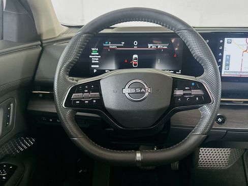 Used 2024 Nissan Ariya FWD image 18
