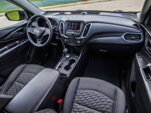Used 2021 Chevrolet Equinox LT FWD image 30