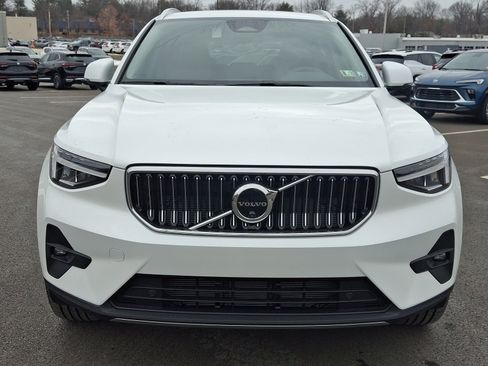 New 2025 Volvo XC40 B5 Plus w/ Protection Package Premier image 2