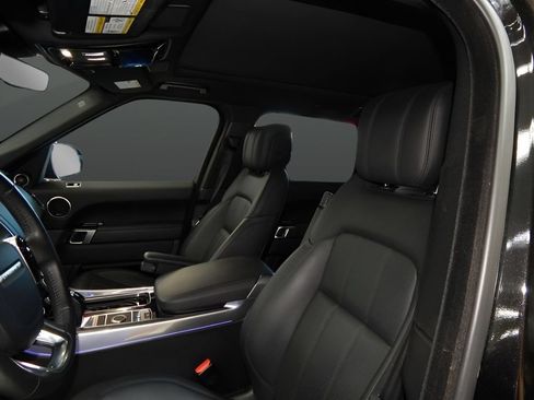 Used 2019 Land Rover Range Rover Sport HSE AWD/4WD image 12