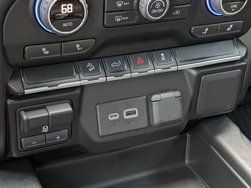 Certified 2021 Chevrolet Silverado 1500 LT Trail Boss w/ Bed Protection Package AWD/4WD image 22