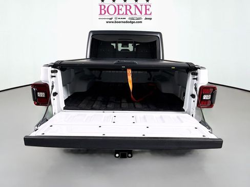 Used 2024 Jeep Gladiator Mojave w/ Convenience Group image 26