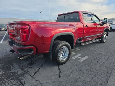 Certified 2025 Chevrolet Silverado 3500 High Country image 38