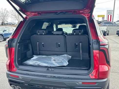 New 2026 Chevrolet Traverse LT w/ Midnight/Sport Edition FWD image 13