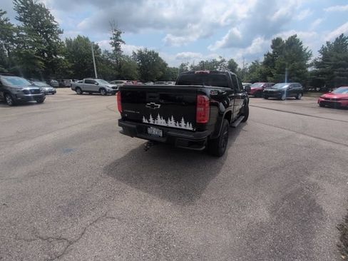 Used 2017 Chevrolet Colorado Z71 w/ Z71 Midnight Edition AWD/4WD image 5