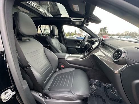 Certified 2025 Mercedes-Benz GLC 300 4MATIC image 28
