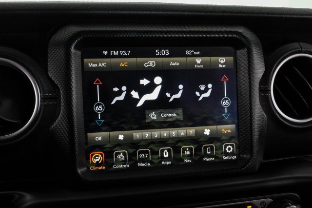 Used 2021 Jeep Wrangler Unlimited Sahara w/ Cold Weather Group AWD/4WD image 33