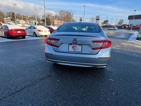 Used 2021 Honda Accord EX image 5
