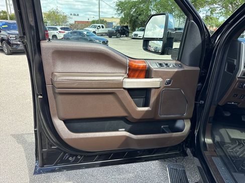 Used 2019 Ford F450 King Ranch w/ King Ranch Ultimate Package image 12