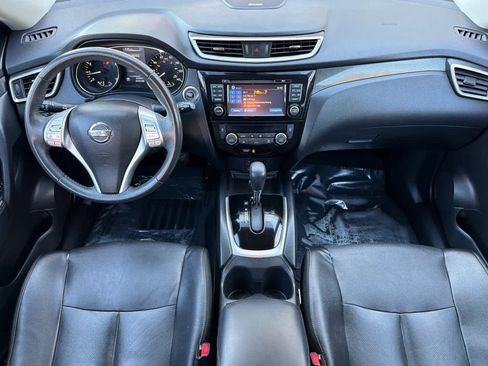 Used 2016 Nissan Rogue SL AWD/4WD image 3