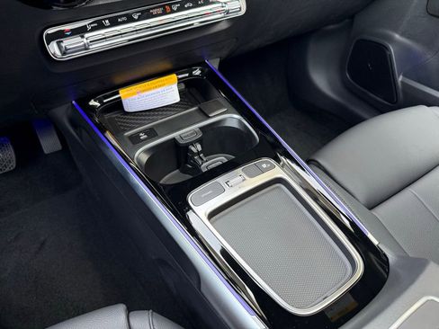 New 2026 Mercedes-Benz GLB 250 4MATIC image 23