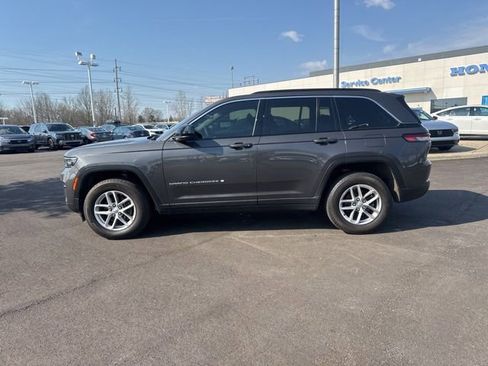 Used 2024 Jeep Grand Cherokee Laredo X w/ Luxury Tech Group I image 18