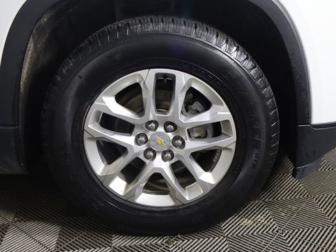 Used 2019 Chevrolet Traverse LS image 18