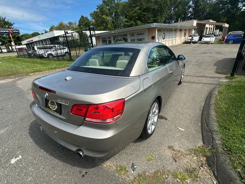 Used 2007 BMW 335i Convertible image 5