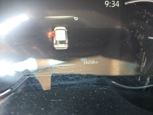 Used 2025 Toyota RAV4 XLE w/ Convenience Package FWD image 14